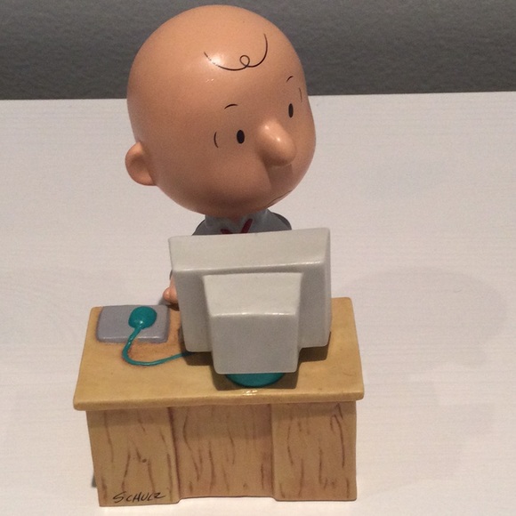 Peanuts Charlie Brown Figurine Cyber Chuck Hallmark Peanuts Gallery 2001 in Box - Picture 3 of 10